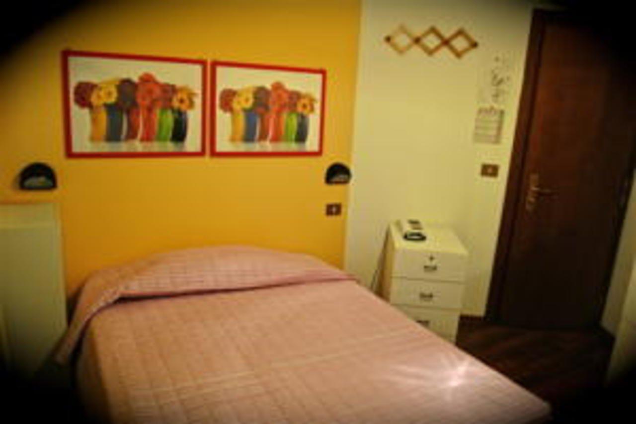 Twelve Hotel Moncalieri Exterior foto